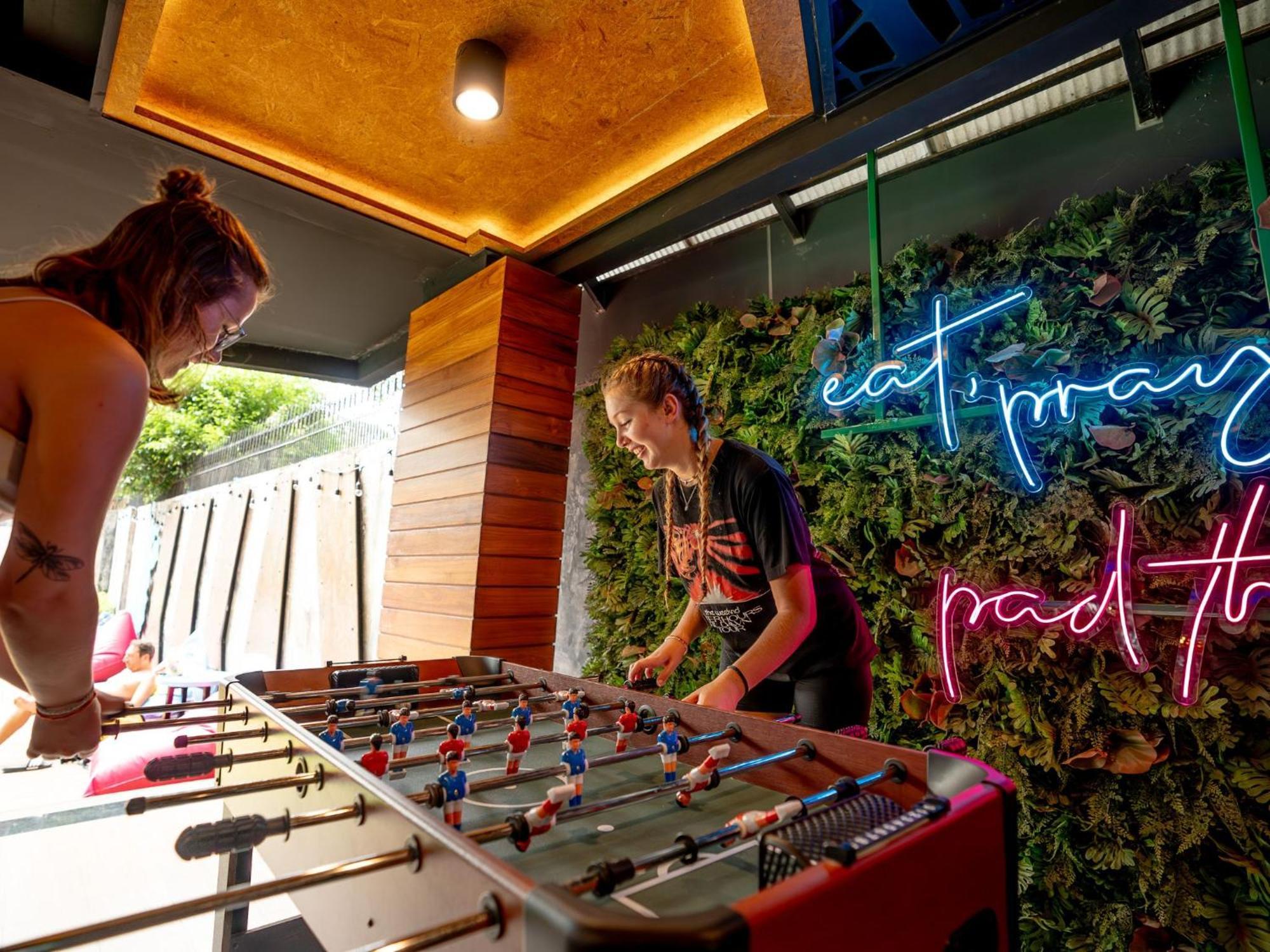 Mad Monkey Phuket Hostel Patong Exterior photo